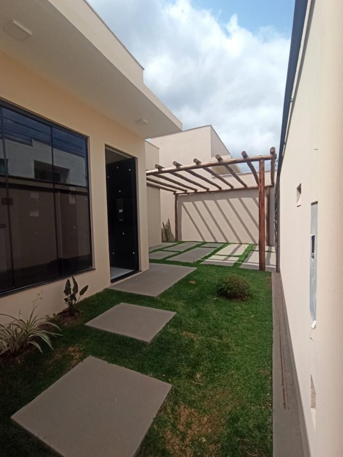 Apartamento para Venda - Sete Lagoas / MG no bairro Nova Cidade, 2  dormitórios, 1 banheiro, 1 vaga de garagem, área construída 48,00 m²